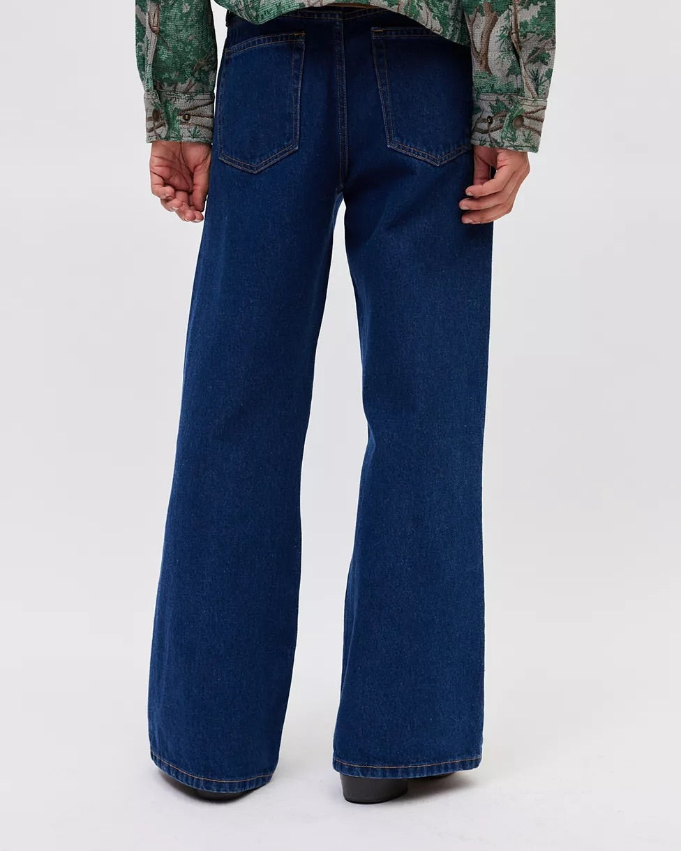 BDG Slacker Relaxed Flare Jean Colour : Tinted Denim